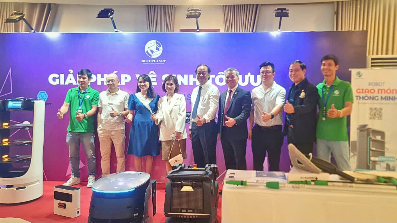 BluePlanet chụp hình kỷ niệm cùng Sở Văn hóa, Thể thao và Du lịch Lâm Đồng.