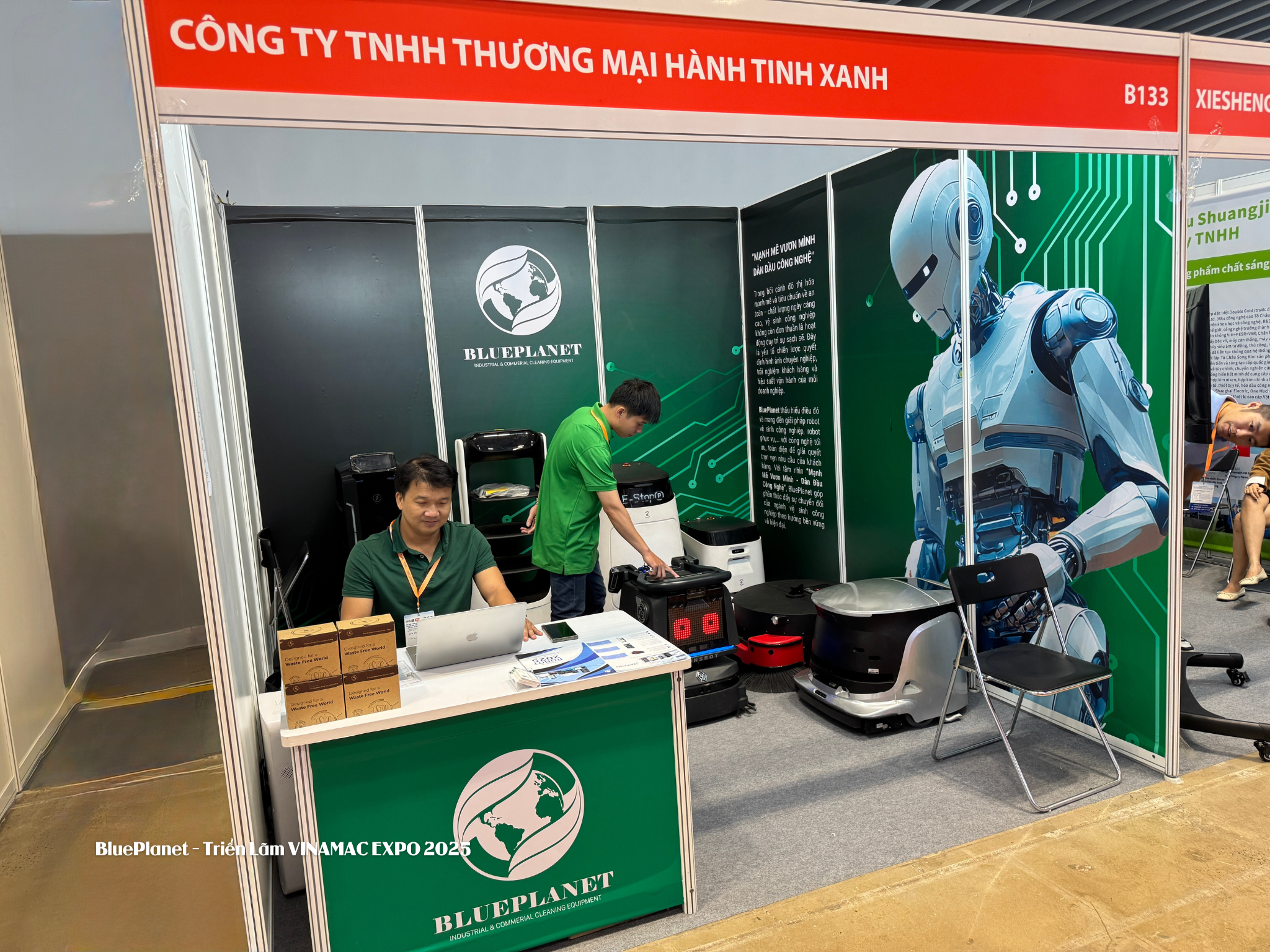 Ngày đầu tiên BluePlanet trưng bày tại VINAMAC EXPO 2025.